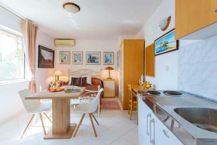 Sea Melody Apartment ดูบรอฟนิก ภายนอก รูปภาพ
